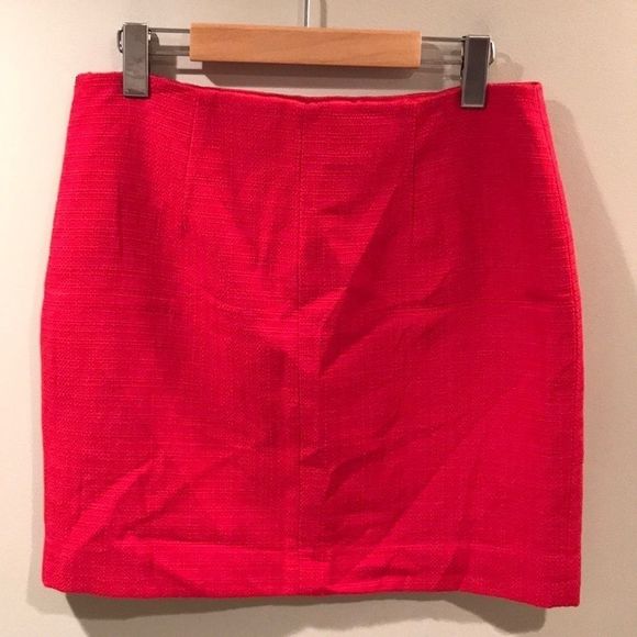 TAHARI Boucle Mini Textured Side Zip Pencil Skirt - Picture 3 of 8